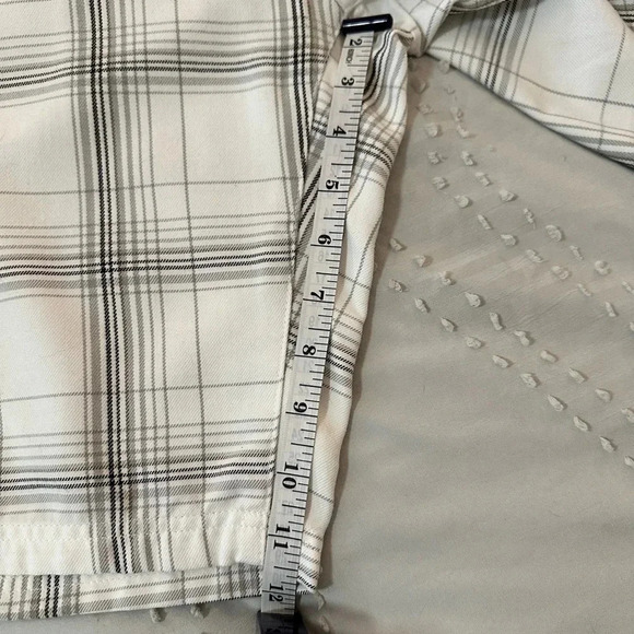 Rusty surf brand Men’s shorts. Size 36 - Picture 4 of 7